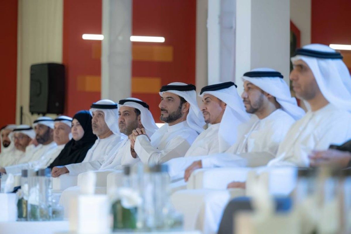 سلطان بن أحمد يشهد جلسة حوارية بشأن تسوية المنازعات في الشارقة