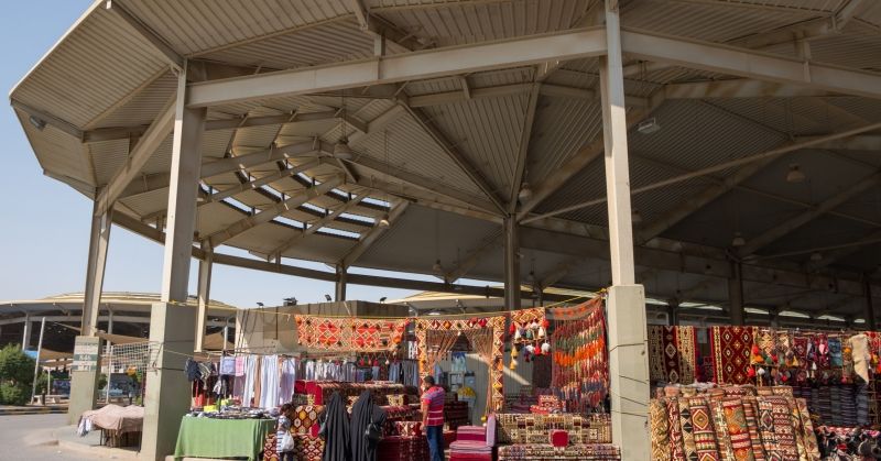 البلدية: طرح بسطات سوق الجمعة الأحد المقبل لاستغلالها 6 أشهر