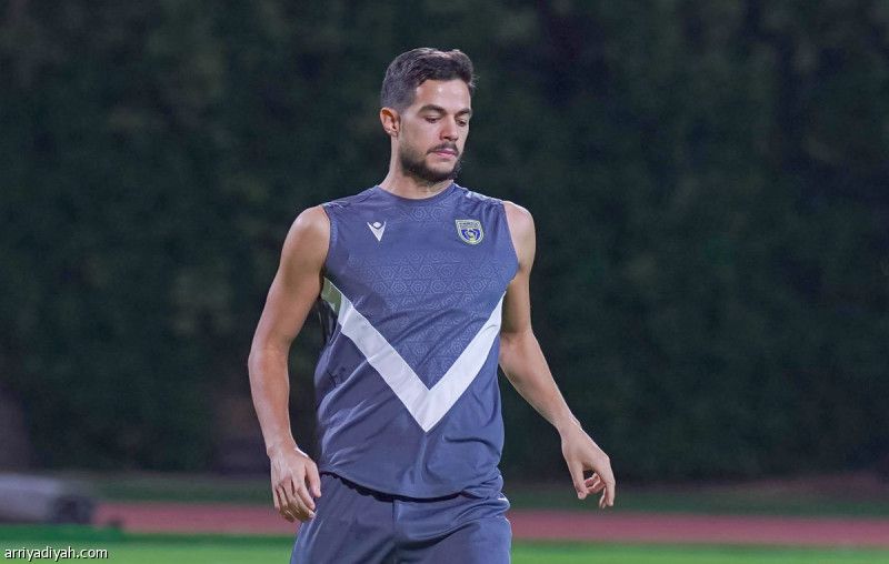 فيفر يتعافى ويعود إلى التعاون