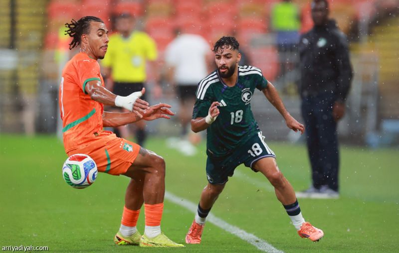 في مباراة رينارد الـ 60.. «الصقور» تروض «الأفيال»