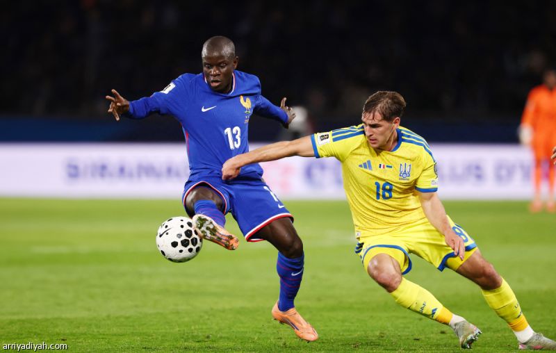 كانتي يقود فرنسا إلى المونديال