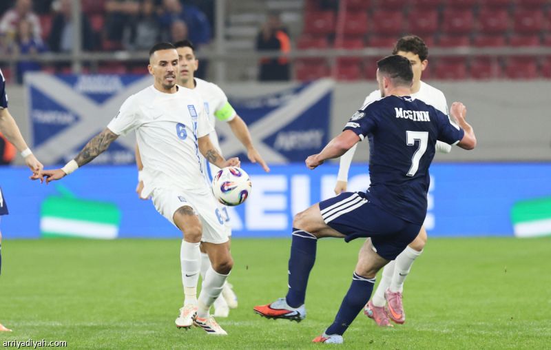 ثنائي الخليج يشارك.. اليونان تجبر إسكتلندا على «حاسمة» أمام الدنمارك