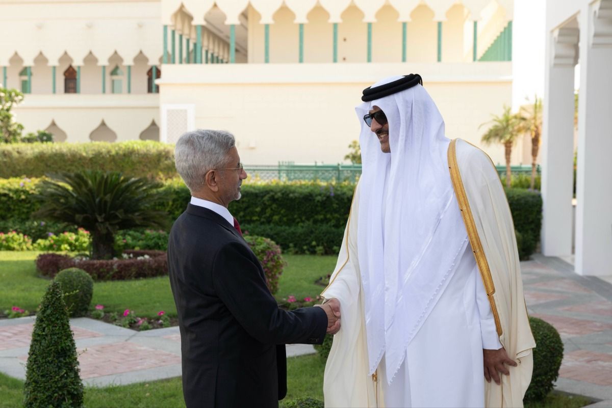 سمو الأمير يستقبل وزير الخارجية الهندي