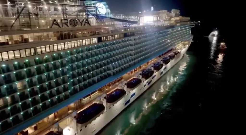 وصول أول سفينة كروز سعودية إلى ميناء ينبع وسط عروض تراثية تعكس هوية المنطقة