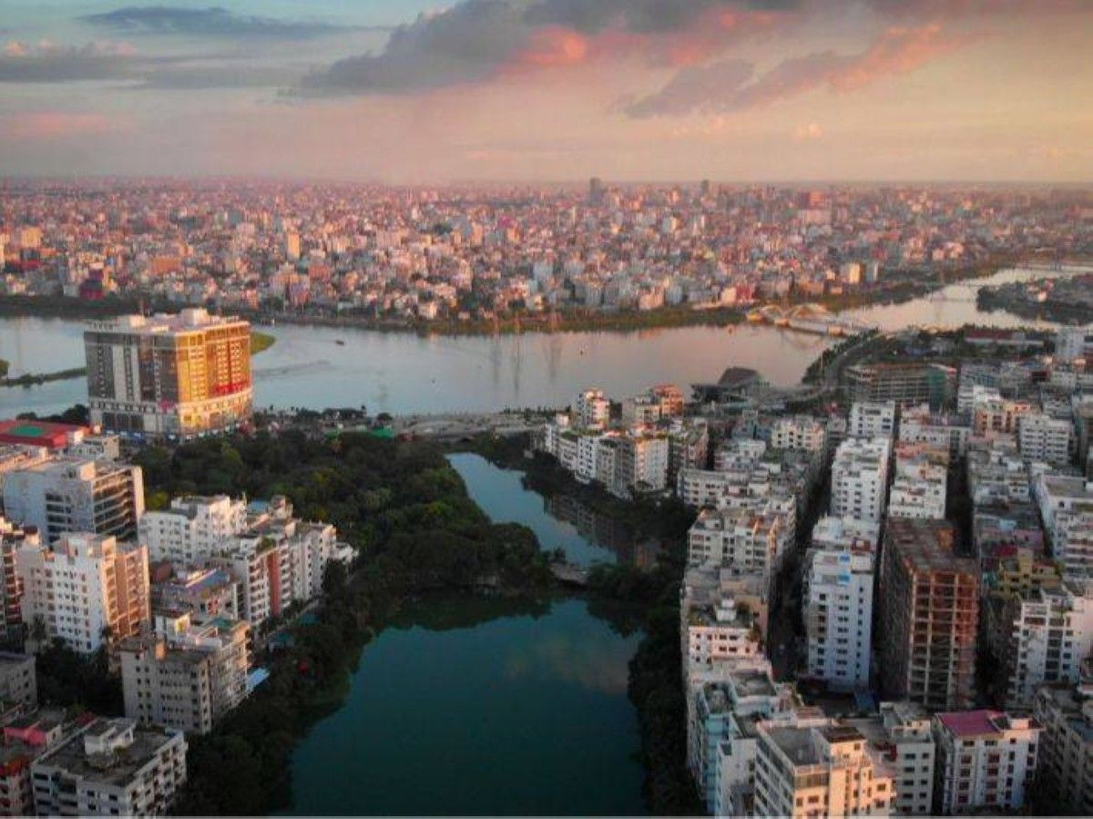 انخفاض التحويلات المالية من الإمارات وأمريكا إلى بنغلاديش