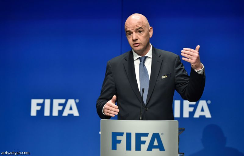 «فيفا» يرصد الإساءات ويبلغ «الإنتربول»