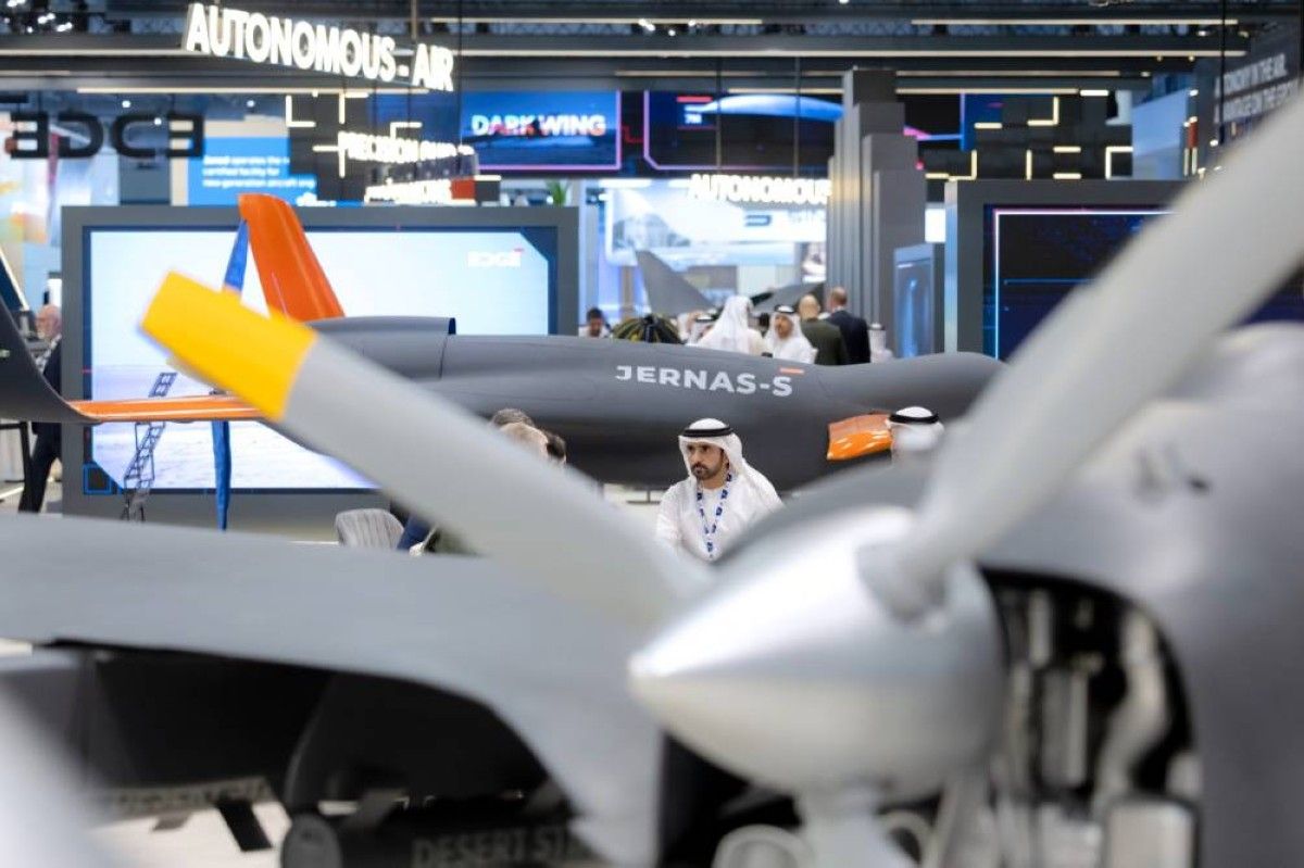 حمدان بن محمد يبحث مع وزير الدفاع الأرميني تعزيز التعاون وسبل إقرار مقومات السلام الإقليمي والعالمي