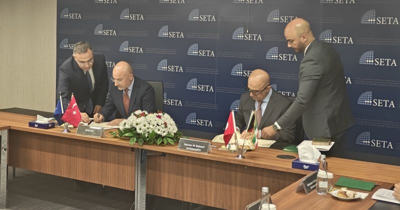 معهد سعود الناصر الدبلوماسي يوقع مذكرة تفاهم مع مركز «سيتا» التركي