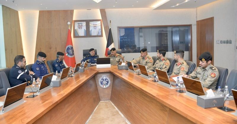 جانب من الاجتماع المشترك بين «الإطفاء» و«الجيش»