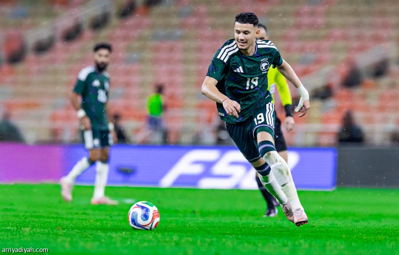 الأخضر يبعد الحمدان ويرسل التقرير إلى الهلال