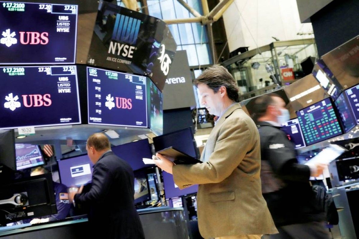 تأرجح مؤشرات «وول ستريت».. والأنظار على بيانات سوق العمل
