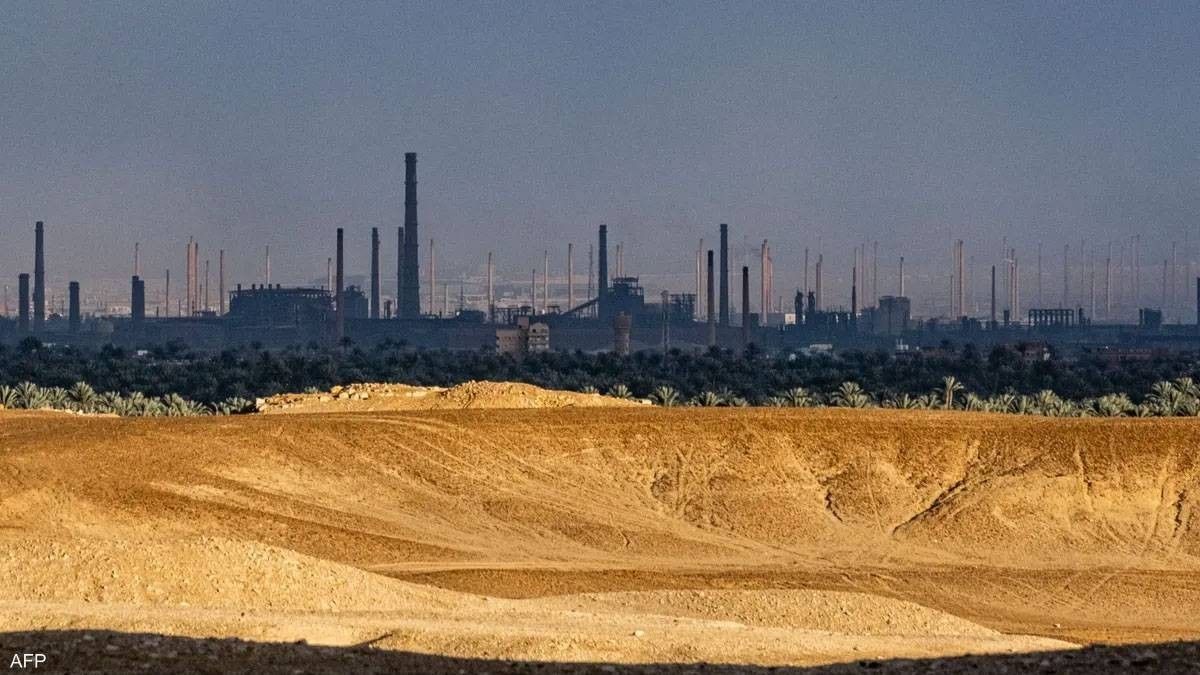 مصر.. كشف للغاز ينتج 36 مليون قدم مكعب يومياً بالصحراء الغربية