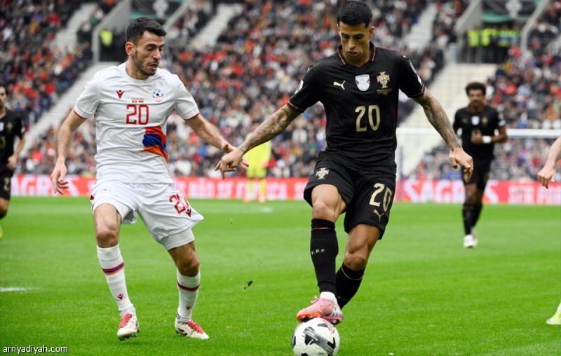 برشلونة يخطط على إعادة كانسيلو