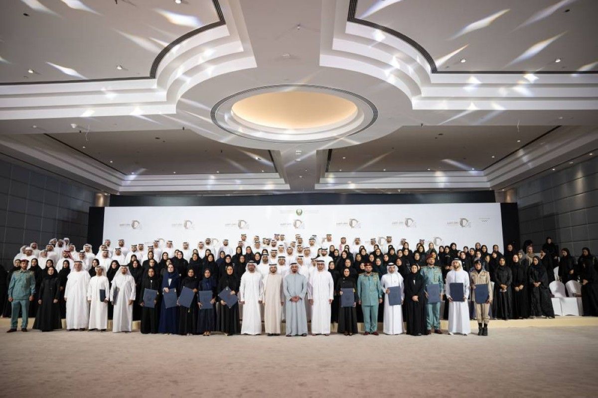 سيف بن زايد: رؤية قيادتنا ريادة الإمارات واستباق تحديات المستقبل