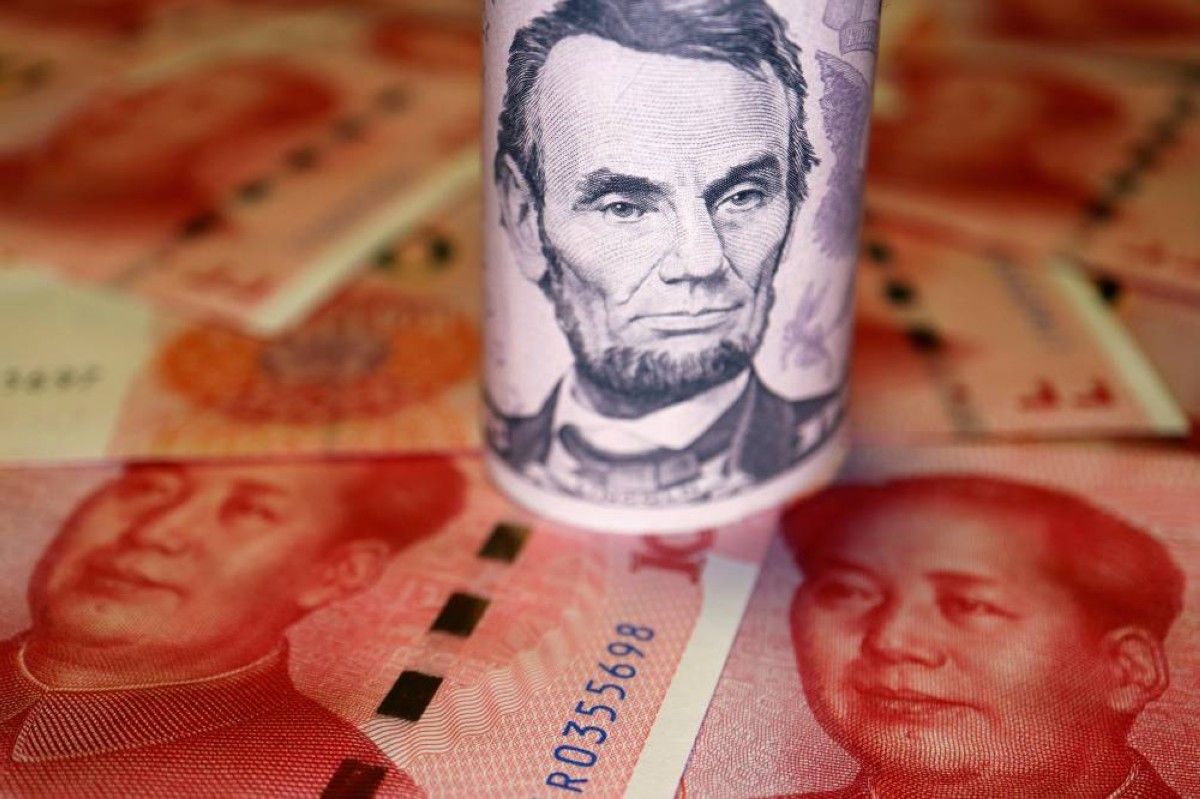 ارتفاع كبير للدولار أمام اليوان الصيني في تعاملات اليوم