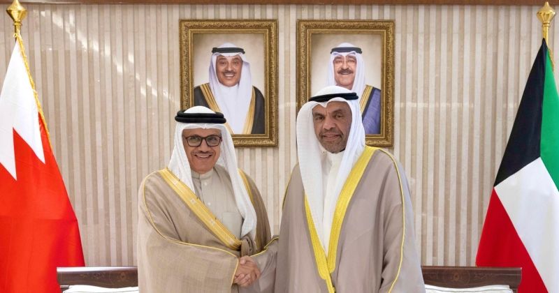 وزير الخارجية يبحث ونظيره البحريني سبل تعزيز علاقات البلدين