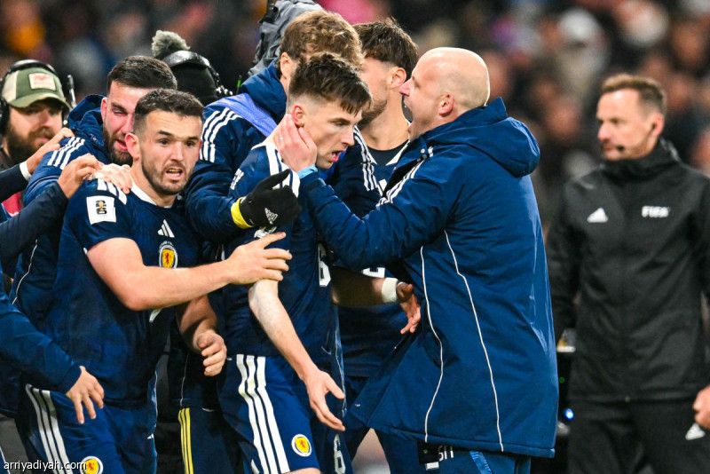 تحت أنظار هيندري.. إسكتلندا تخطف بطاقة المونديال