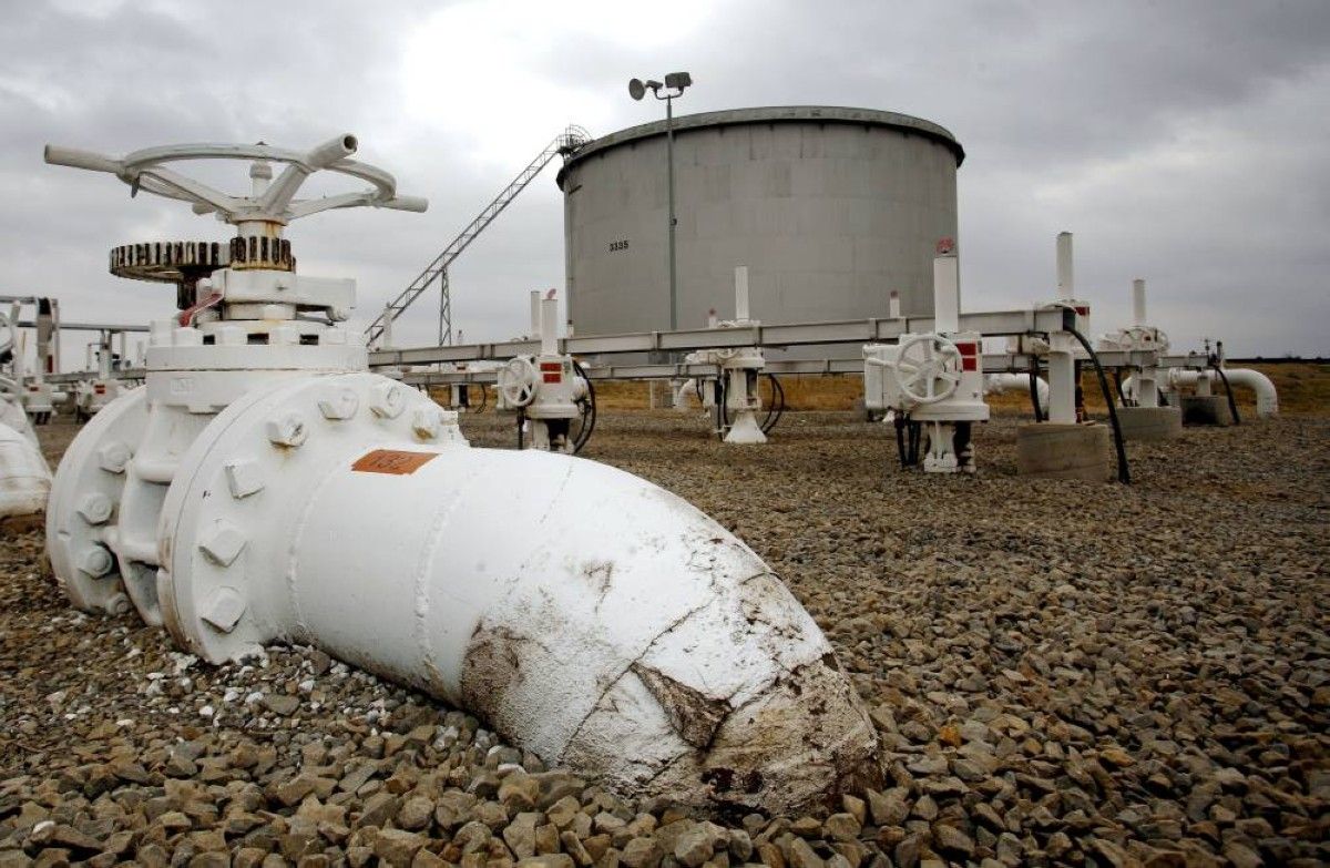 اقتراح أمريكي لإنهاء حرب أوكرانيا يهبط بأسعار النفط