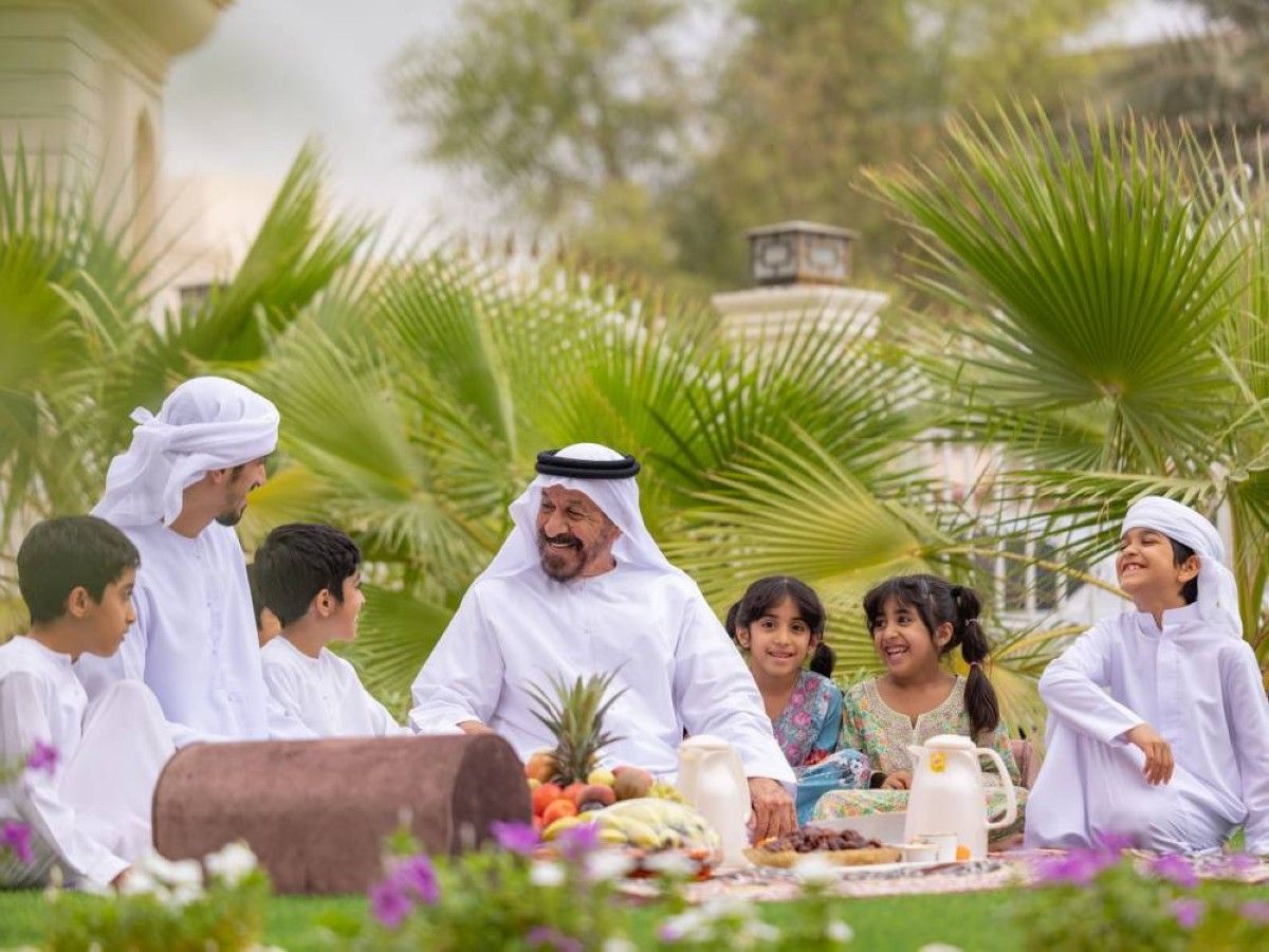 ذياب بن محمد: حماية حقوق الطفل أولوية استراتيجية في الإمارات