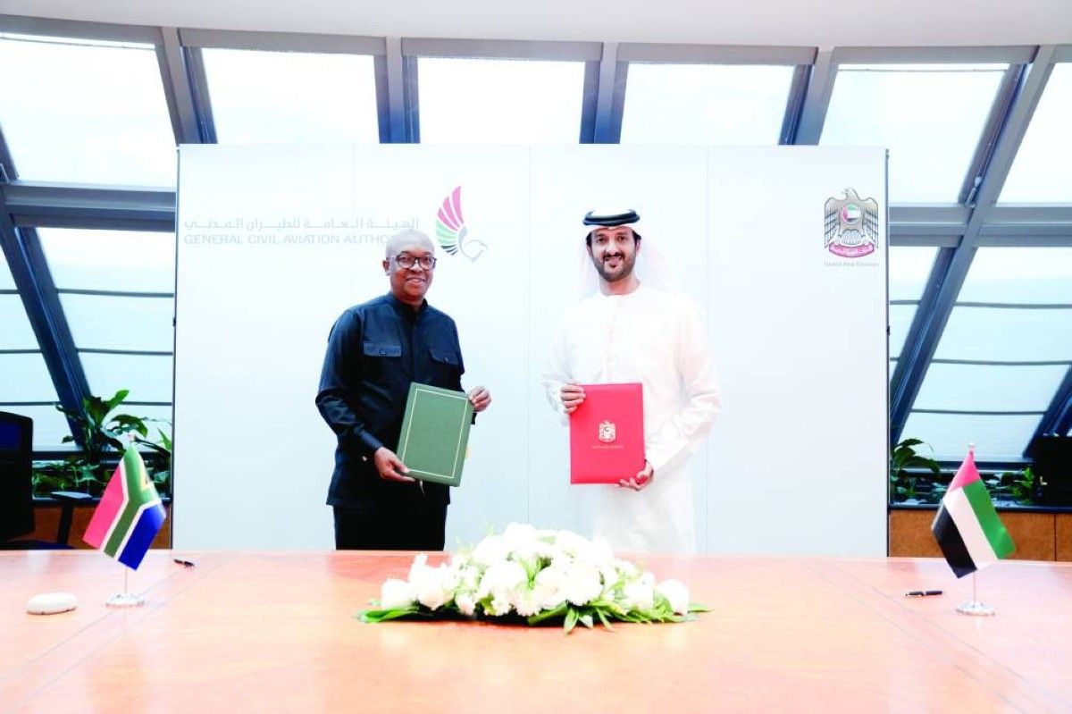 الإمارات وجنوب أفريقيا توقعان بروتوكولاً لتحديث اتفاقية النقل الجوي