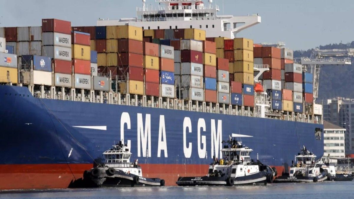 شركة الحاويات الفرنسية العملاقة CMA CGM تستأنف تعاملاتها مع روسيا بشحنات غذائية