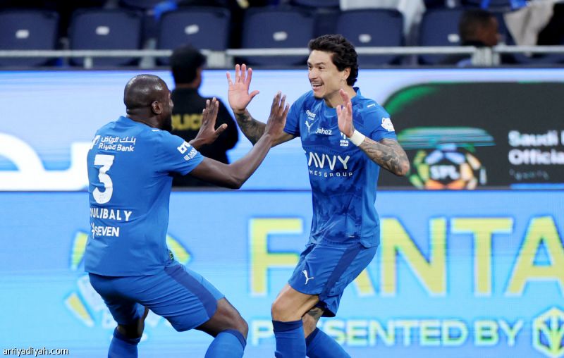 الهلال يعيد مسيرة جيسوس بإسقاط الفتح