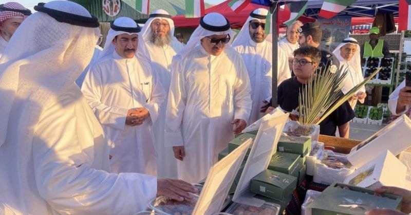 ‏محافظ الجهراء يفتتح سوق العبدلي الزراعي الموسمي دعماً للمنتج الوطني والأمن الغذائي