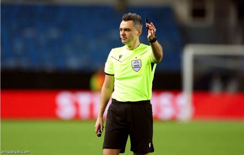 جزائيات الوقت القاتل.. مشهد متكرر في مباريات حكم الهلال والفتح