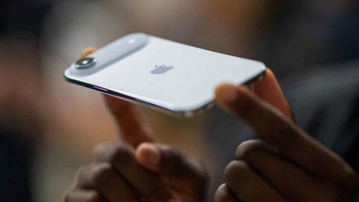 تراجع مبيعات هاتف «آيفون إير».. ما السبب؟