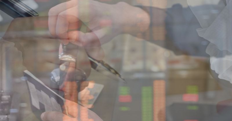 قانون الإقامة الجديد... هيكلة كاملة للرسوم والشروط