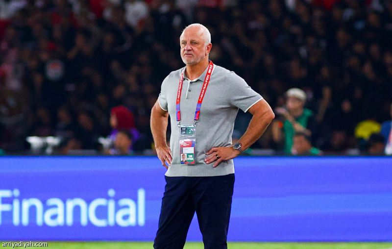 كأس العرب.. أرنولد يكشف قائمة «أسود الرافدين»