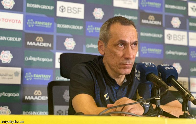 دونيس: قرارات الحكم أثرت على المباراة