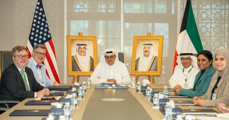 وزير «الكهرباء» يبحث مع القائم بأعمال السفارة الأميركية تعزيز الشراكات الفنية والاستثمارية