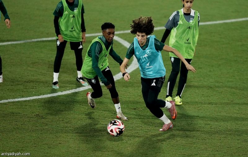 أخضر السيدات يدشن «غرب آسيا» أمام العراق