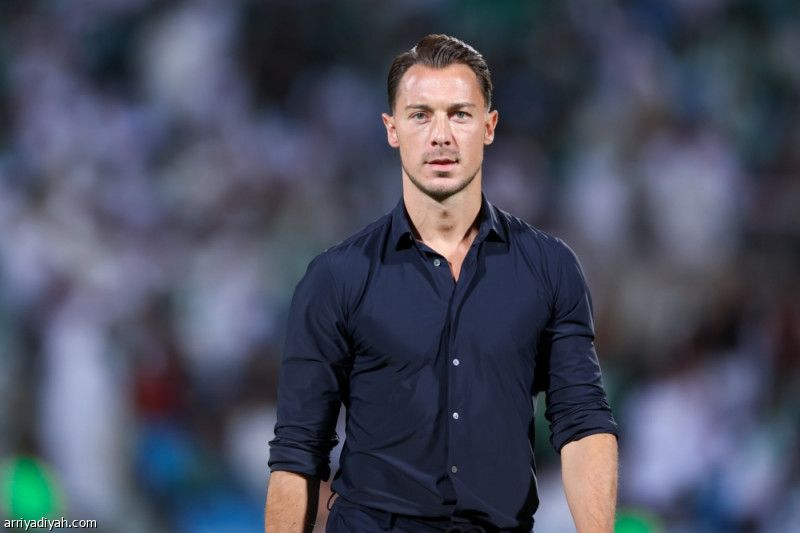 الأهلي يوقف مفاوضات مانشستر.. والوداد البديل