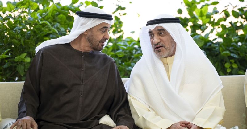 محمد بن زايد يستقبل فهد اليوسف في أبوظبي