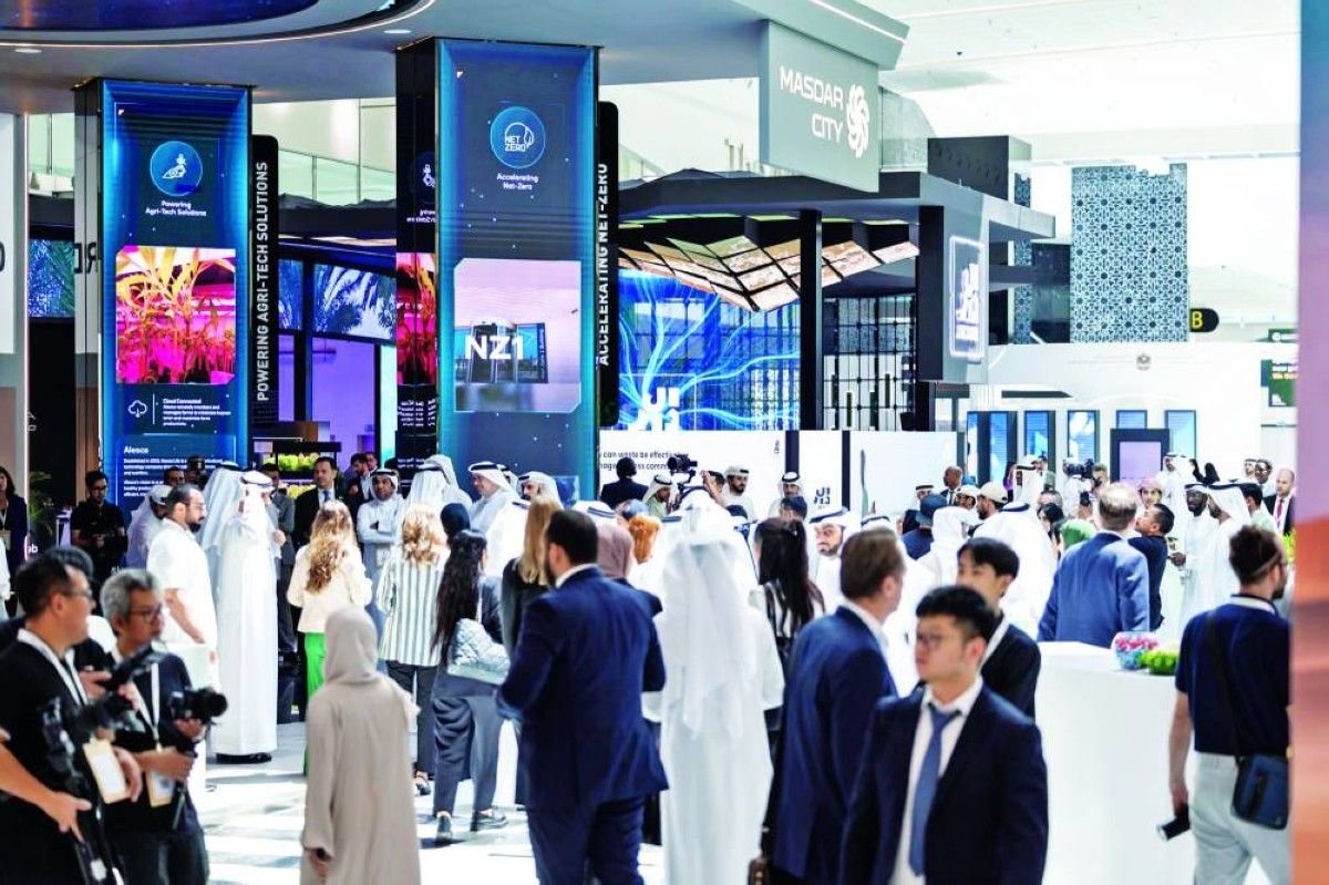 القمة العالمية لطاقة المستقبل 2026 تبرز دور الذكاء الاصطناعي في الطاقة النظيفة