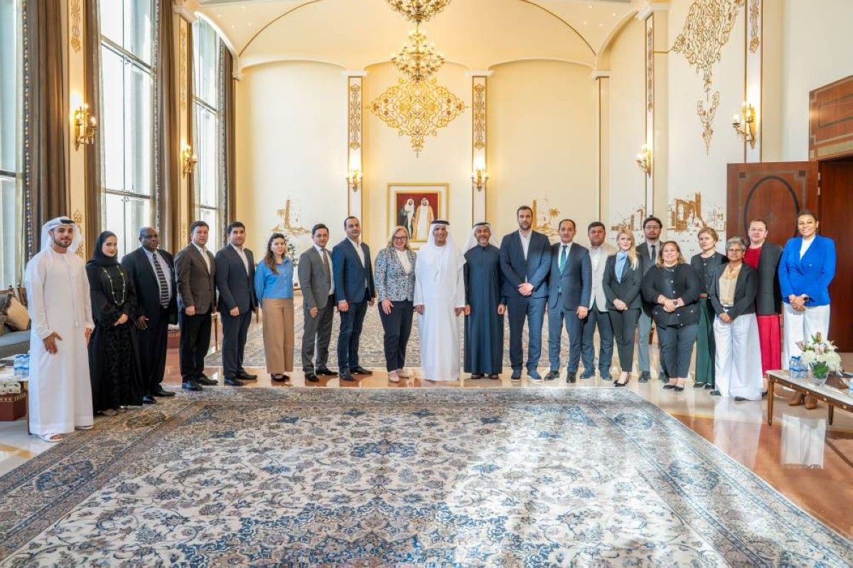 سعود بن صقر يستقبل المشاركين في برنامج «القيادة السياحية العالمية»