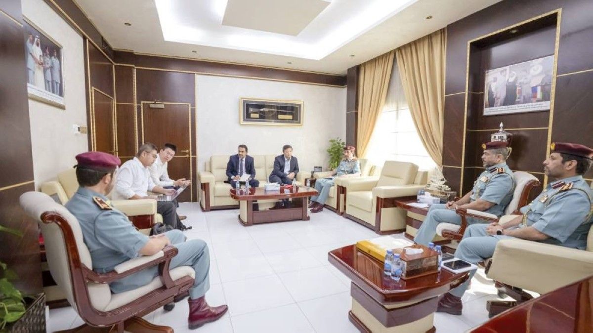 شرطة عجمان تبحث التعاون مع شركة عالميةفي الابتكار الأمني