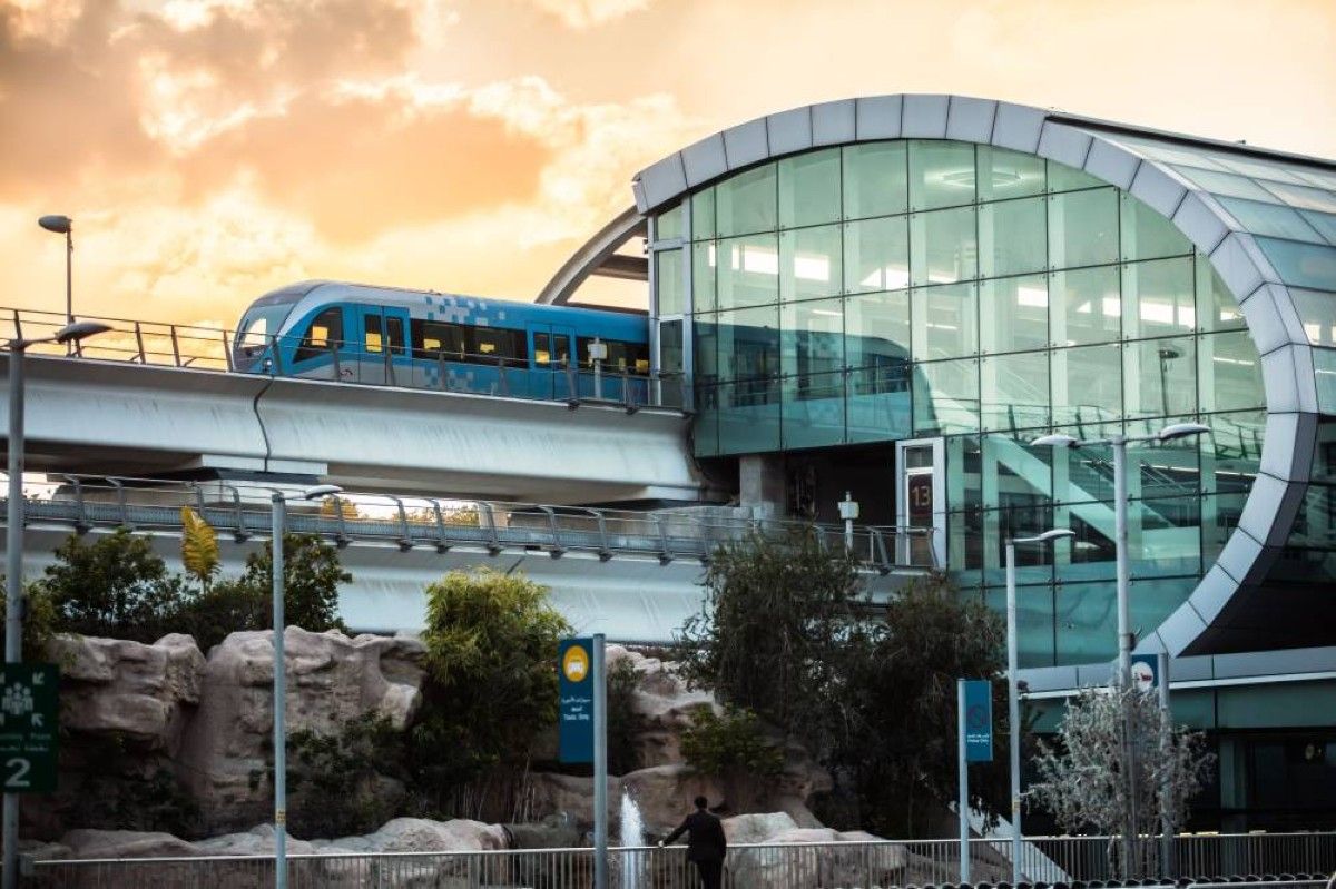 مطار دبي الدولي يستعد لاستقبال 10 ملايين مسافر في ذروة السفر بنهاية العام