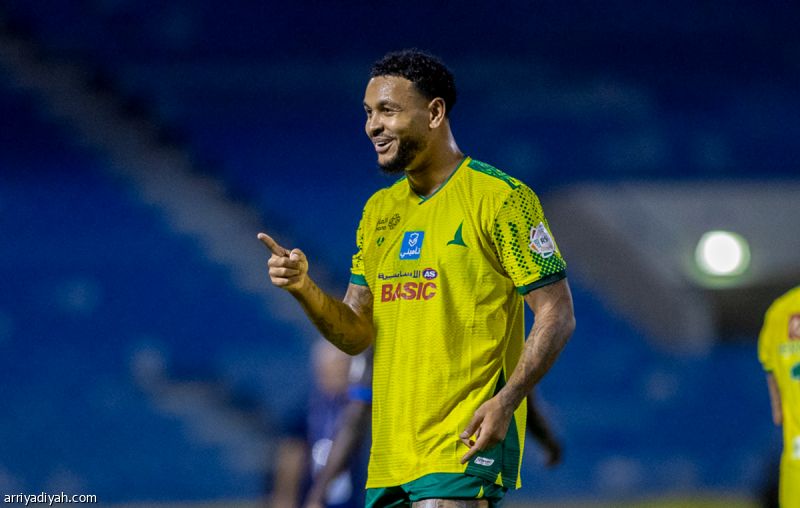 الخليج يفتقد كينج في مواجهتي الخلود