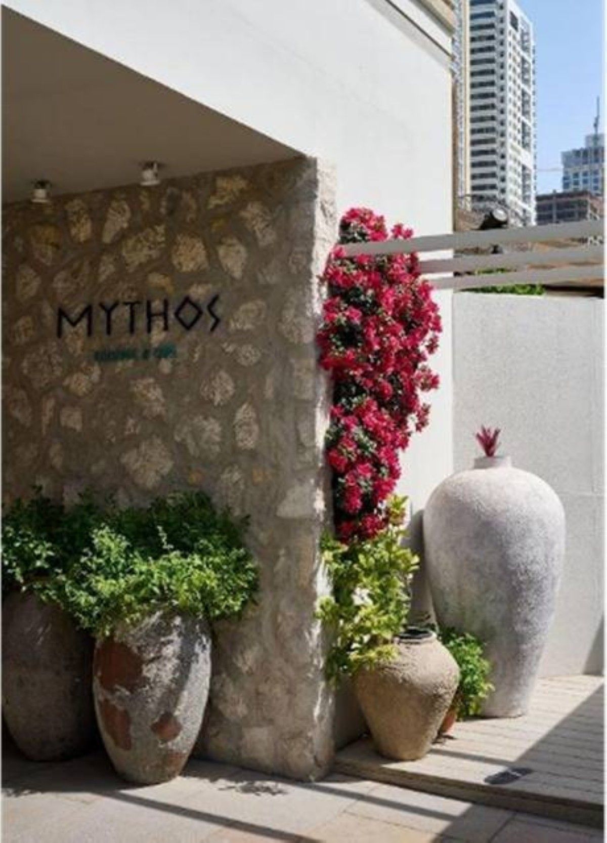 ميثوس ونولا يحتفلان بعشر سنوات من التميّز في عالم المذاق