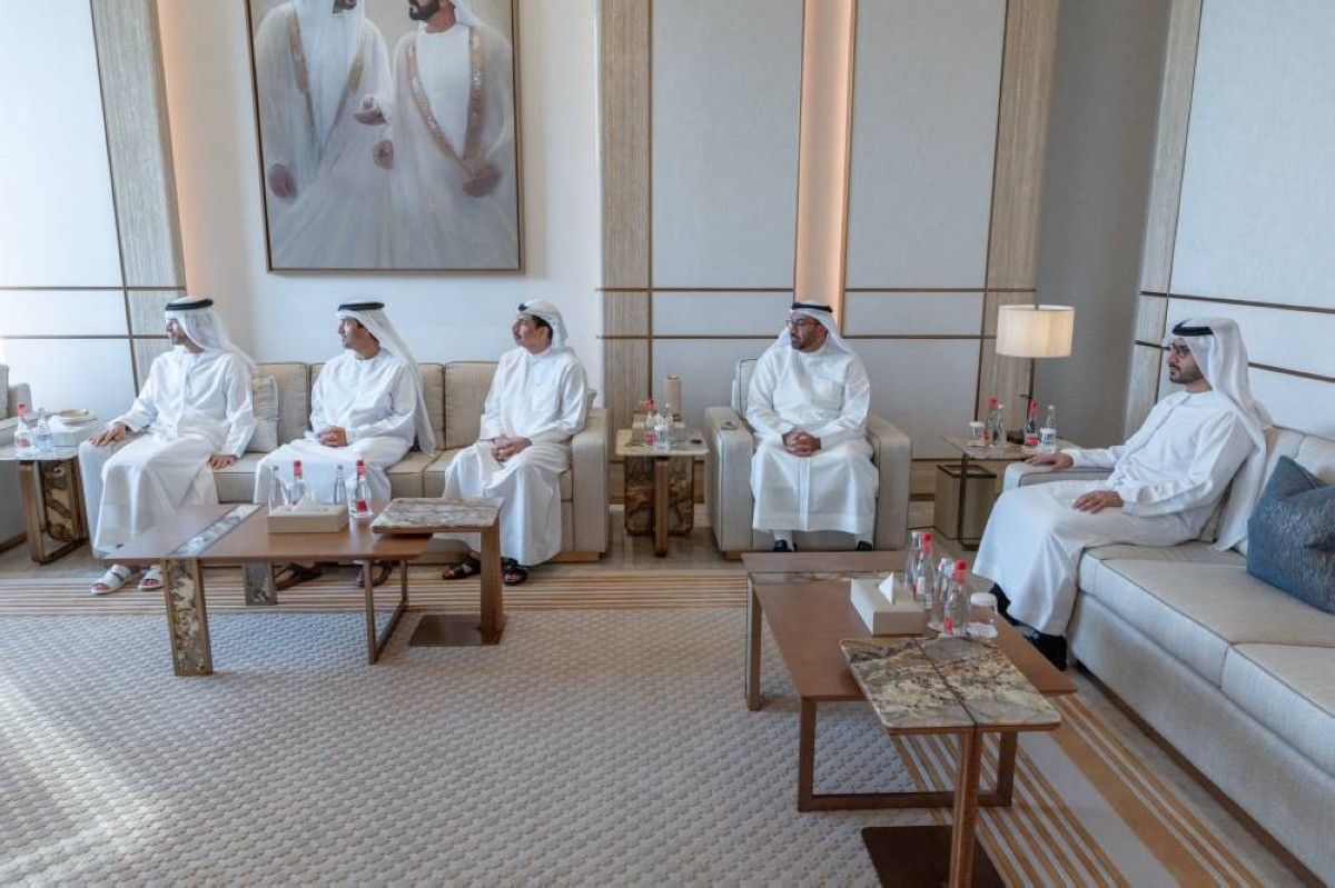 مكتوم بن محمد: دبي ستبقى مركزاً يجذب رؤوس الأموال ويبتكر الحلول