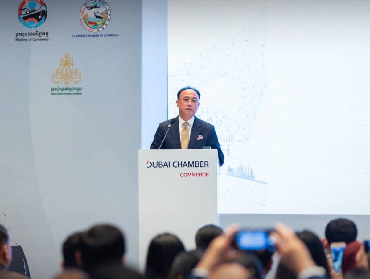 رئيس غرفة تجارة كمبوديا: الشراكة مع الإمارات تدعم زيادة التجارة غير النفطية إلى مليار دولار