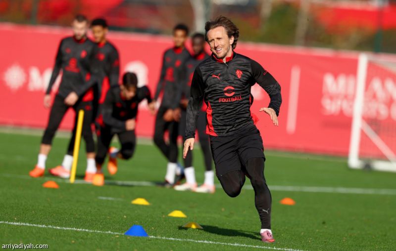 تاريخيا.. ميلان يكتسح لاتسيو 72 مرة