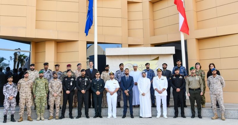 22 متدربا من دول «التعاون» يشاركون في دورة حول عمليات الحظر البحري المعاصر