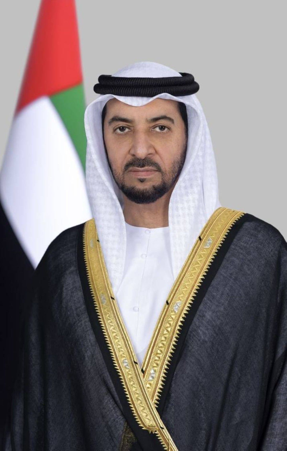 حمدان بن زايد: تكريم تضحيات الشهداء وتجديد العهد بالوفاء للوطن