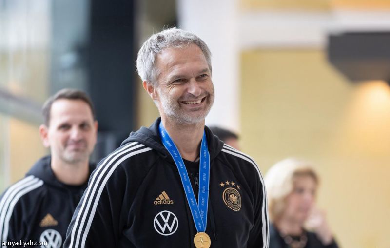 فوك يدعم استضافة «يورو 2029»