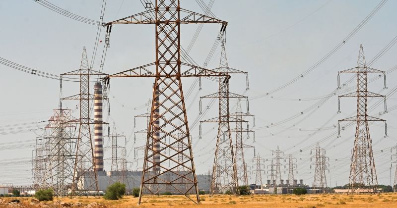 «الكهرباء» تنتظر ردّ «المالية» في شأن «محطة الصبية 4»