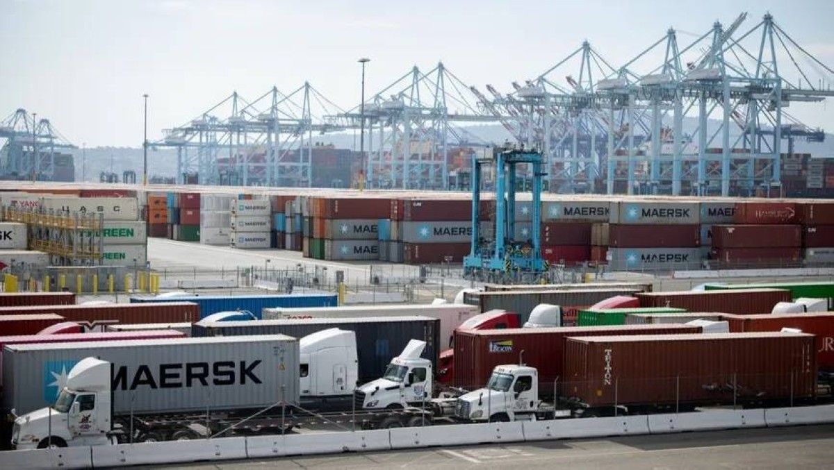 مرونة مفاجئة للاقتصاد العالمي أمام رسوم ترامب الجمركية